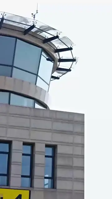 Aku Selamat dari Reruntuhan
